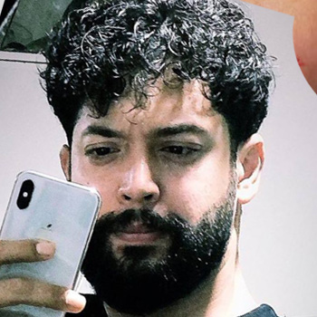 کاشت ریش در مشهد آقای بزرگ نیا