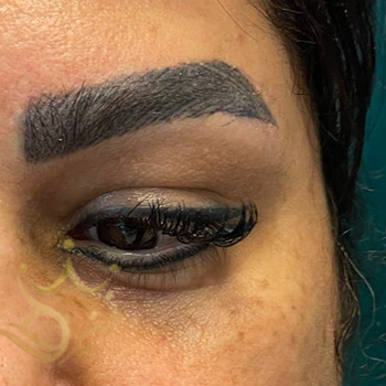 کاشت ابرو در مشهد خانم حمیرا